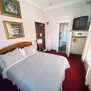 King or Queen Room